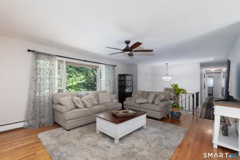 77 Pleasant Drive Bethany CT 06524