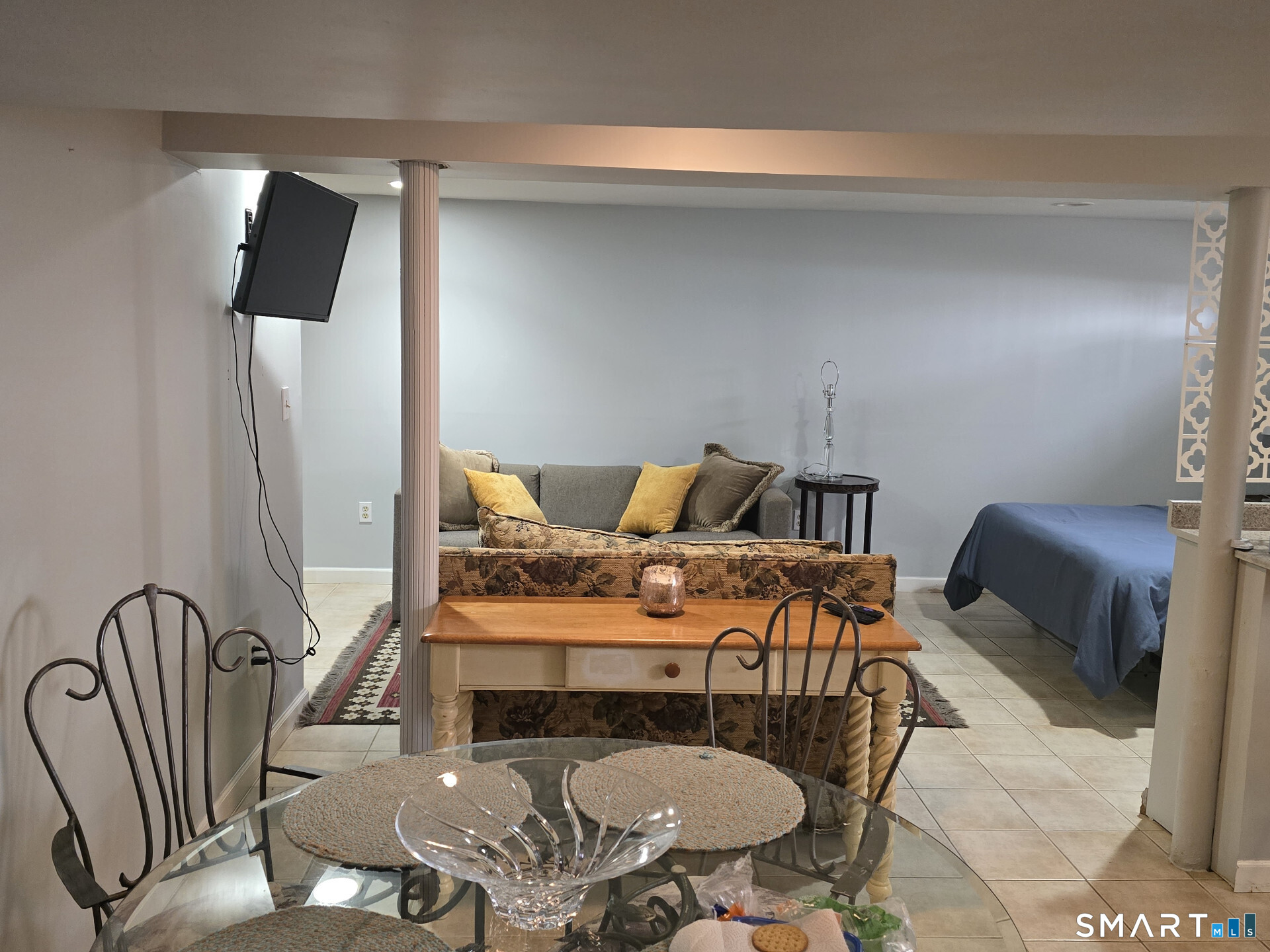 11 Cribbins Avenue Shelton CT 06484