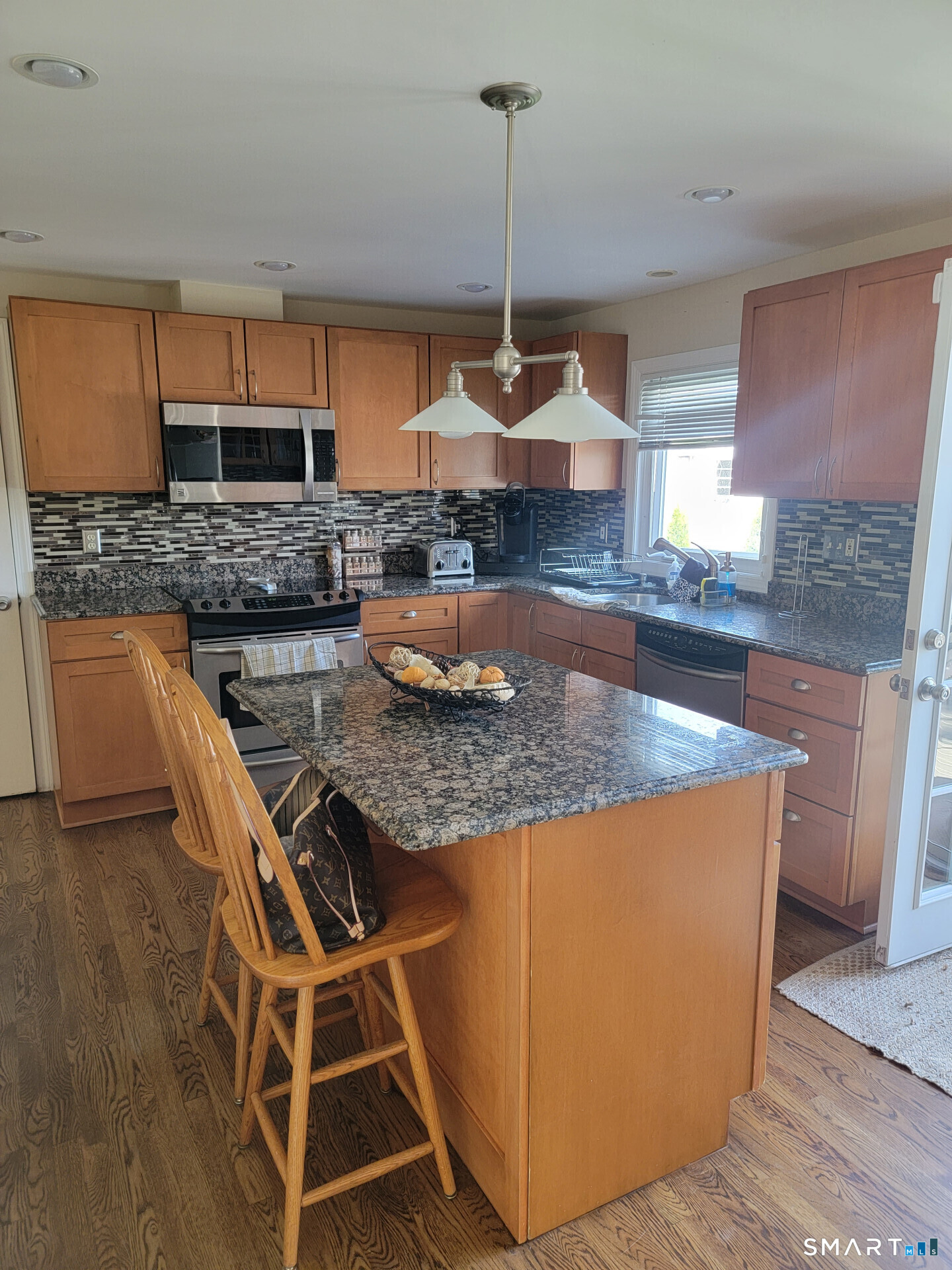 11 Cribbins Avenue Shelton CT 06484