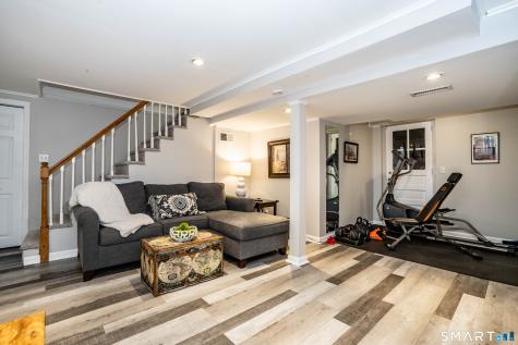 20 Walton Drive West Hartford CT 06107