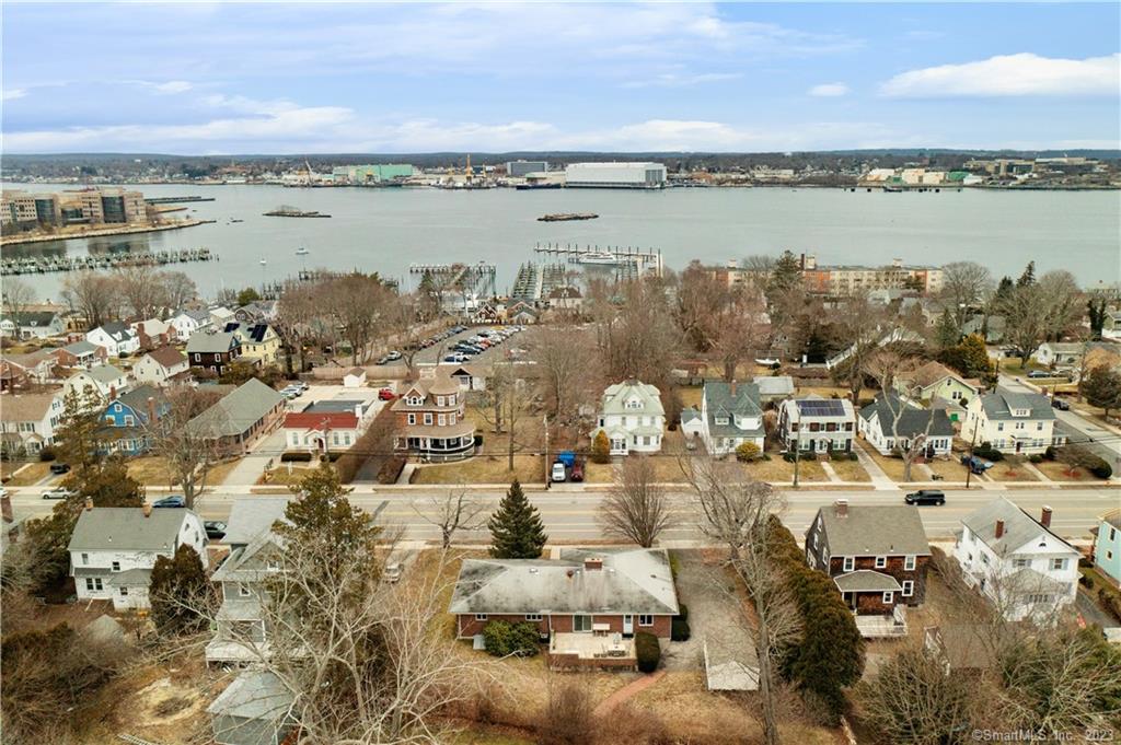 503 Montauk Avenue New London CT 06320