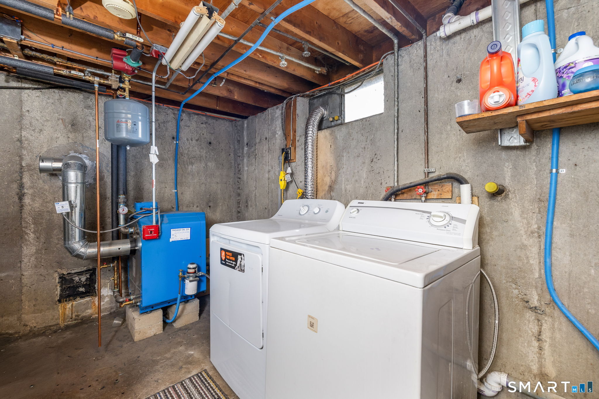 9 Glendale Road Enfield CT 06082