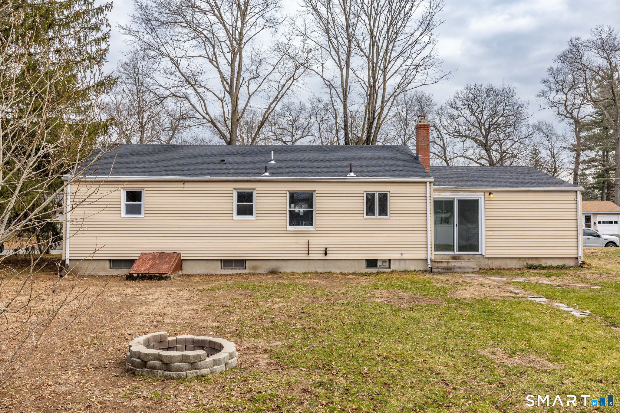 9 Glendale Road Enfield CT 06082