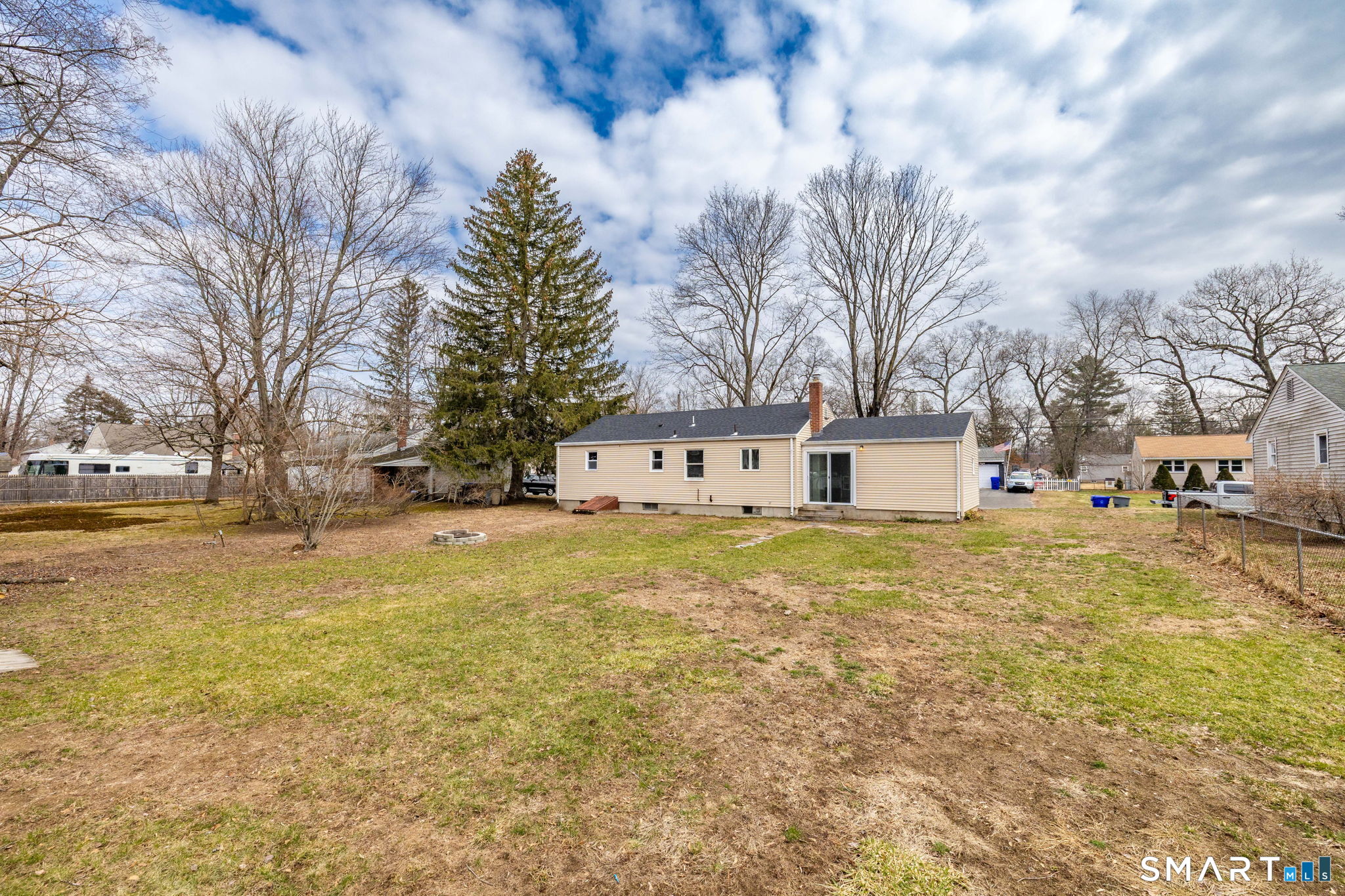 9 Glendale Road Enfield CT 06082