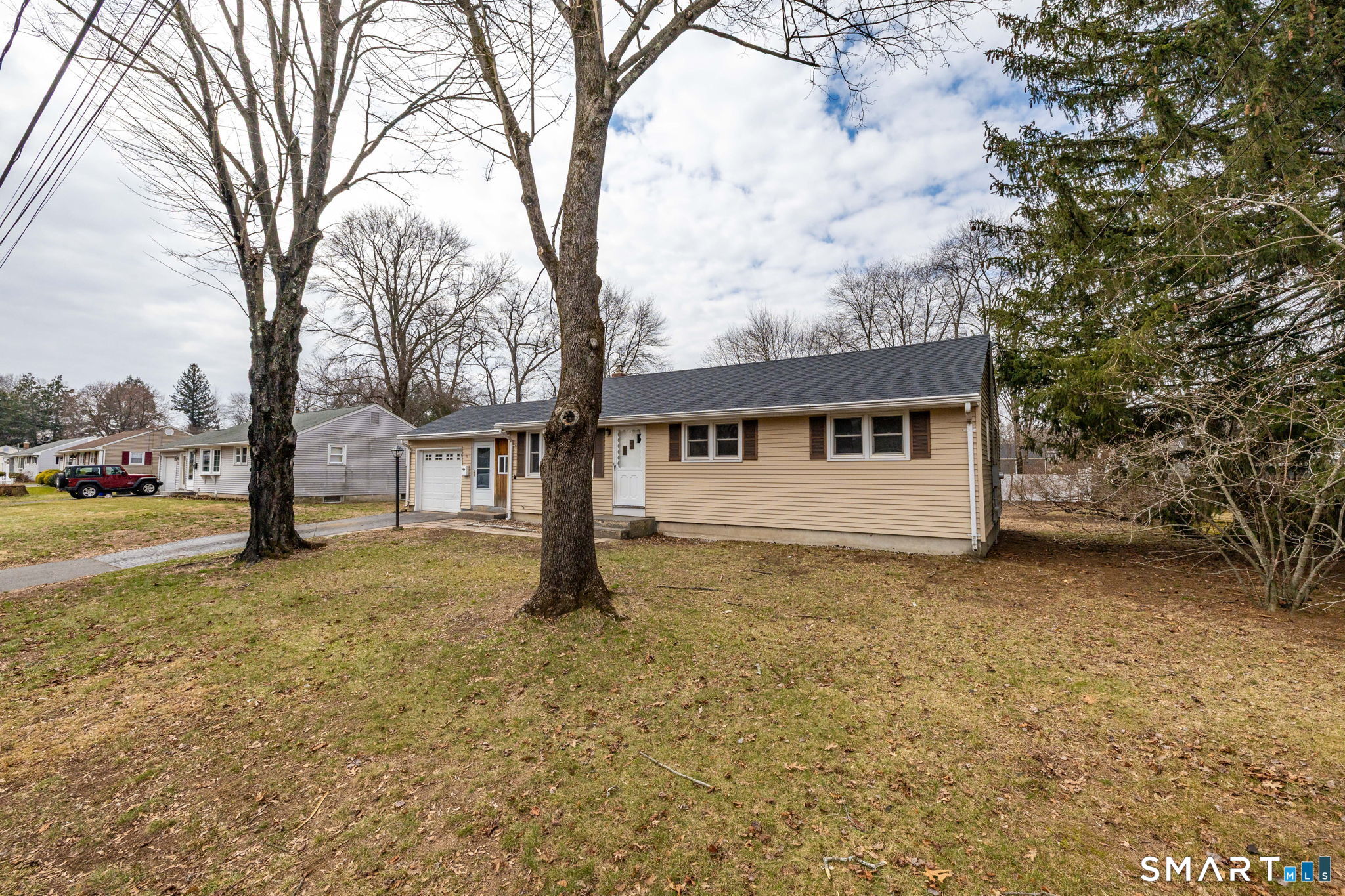 9 Glendale Road Enfield CT 06082