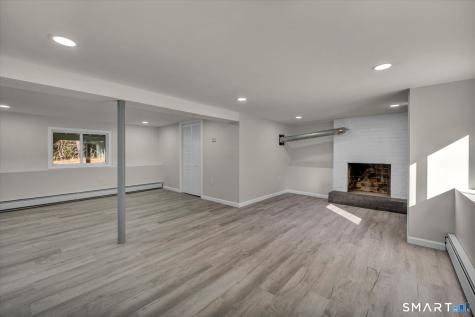 621 Kennedy Road Windsor CT 06095