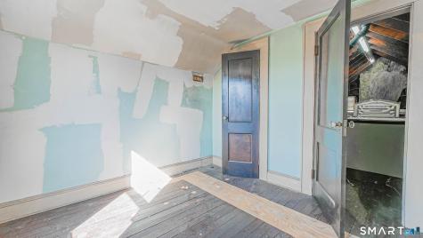 1210 Laurel Avenue Bridgeport CT 06604