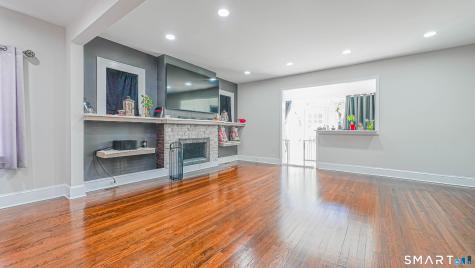 1210 Laurel Avenue Bridgeport CT 06604