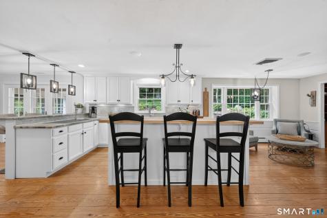 270 Farmcliff Drive Glastonbury CT 06033