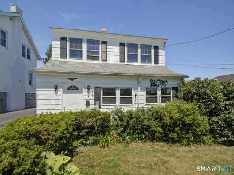 15 Homestead Avenue Hamden CT 06514