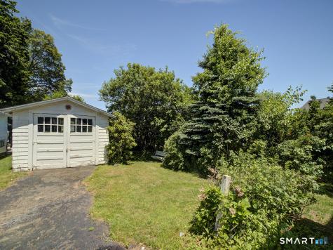 15 Homestead Avenue Hamden CT 06514