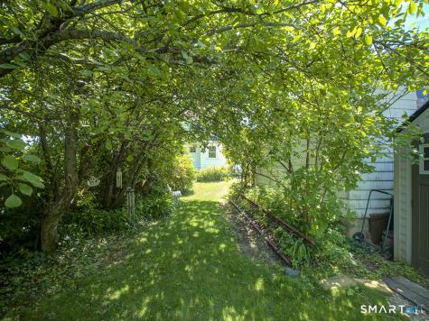 15 Homestead Avenue Hamden CT 06514
