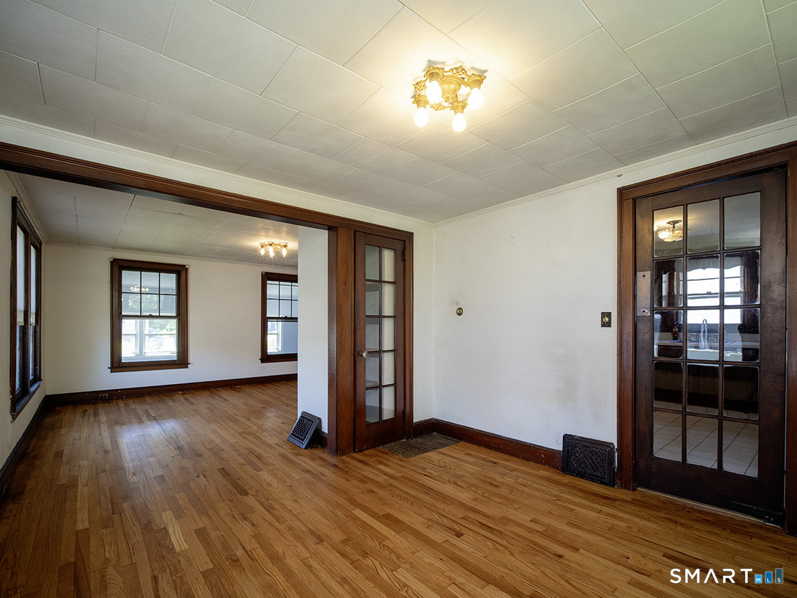 15 Homestead Avenue Hamden CT 06514