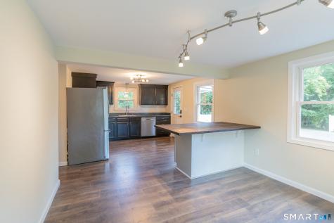 1325 Sullivan Avenue South Windsor CT 06074
