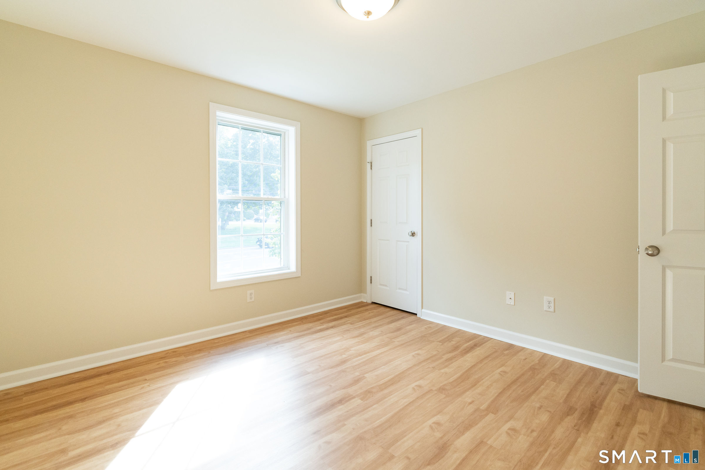 1325 Sullivan Avenue South Windsor CT 06074