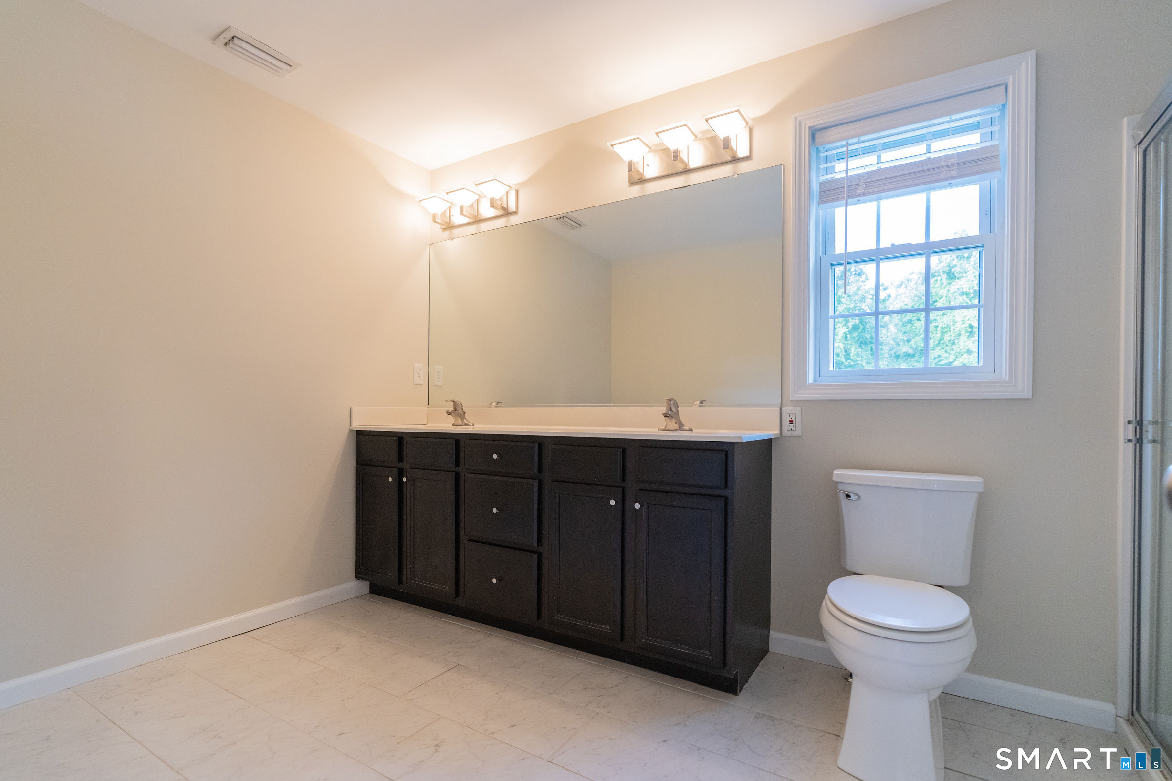 1325 Sullivan Avenue South Windsor CT 06074