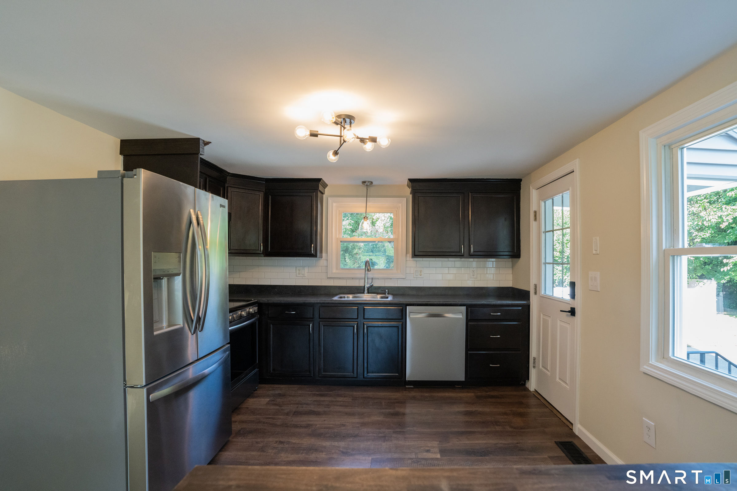 1325 Sullivan Avenue South Windsor CT 06074