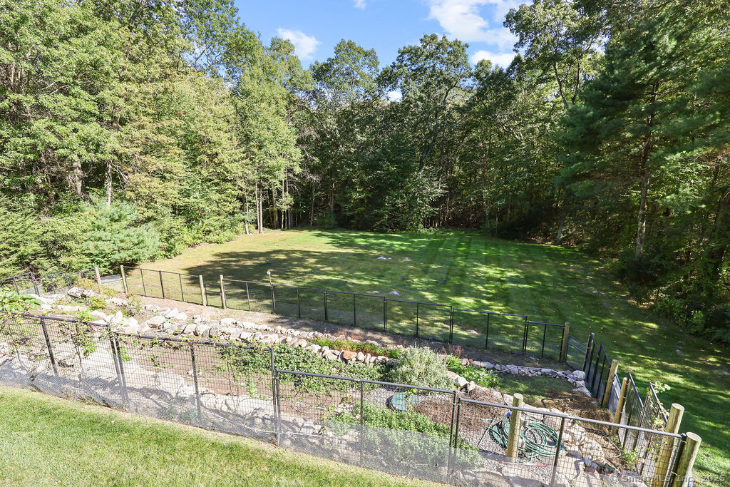 13 Woodland Drive Canton CT 06019