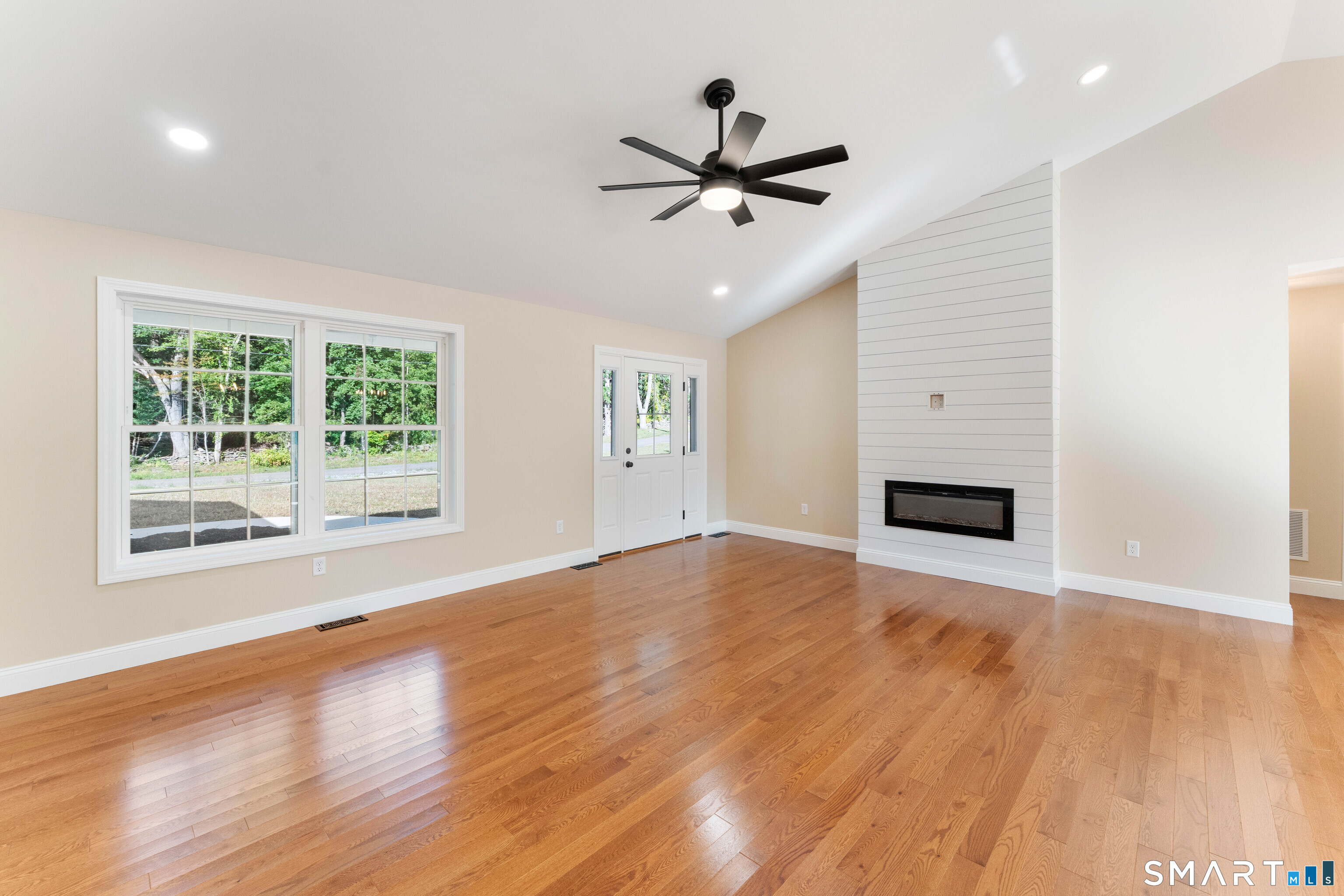 83 Grand View Terrace Brooklyn CT 06234