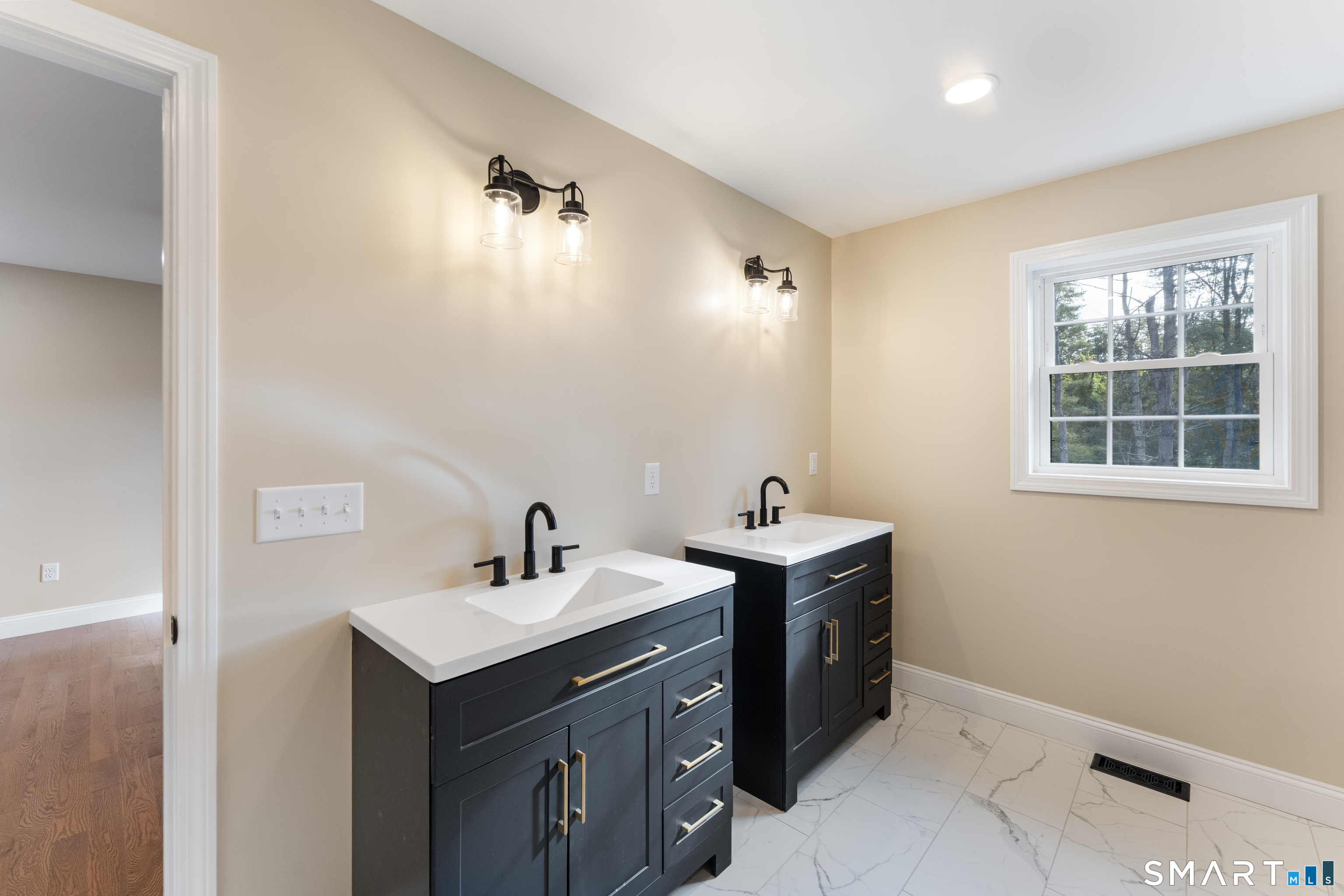 83 Grand View Terrace Brooklyn CT 06234
