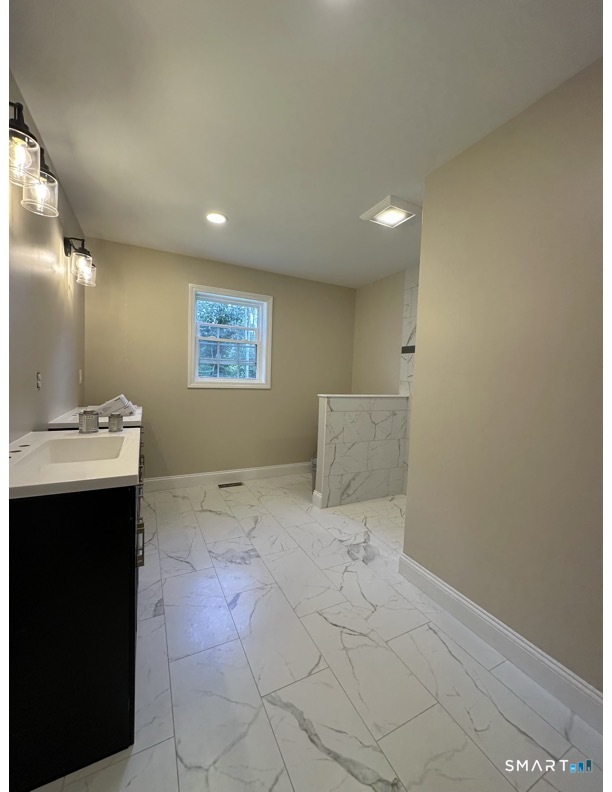 83 Grand View Terrace Brooklyn CT 06234