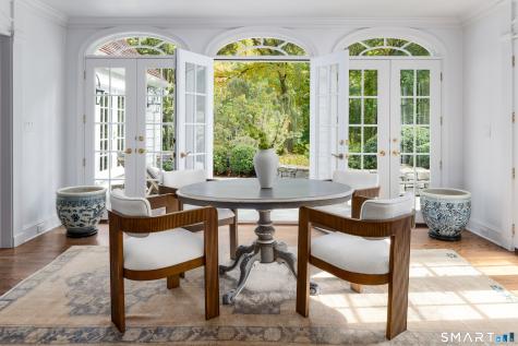 24 Arrowhead Way Darien CT 06820