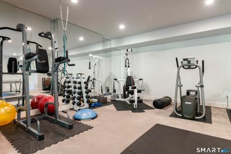 24 Arrowhead Way Darien CT 06820