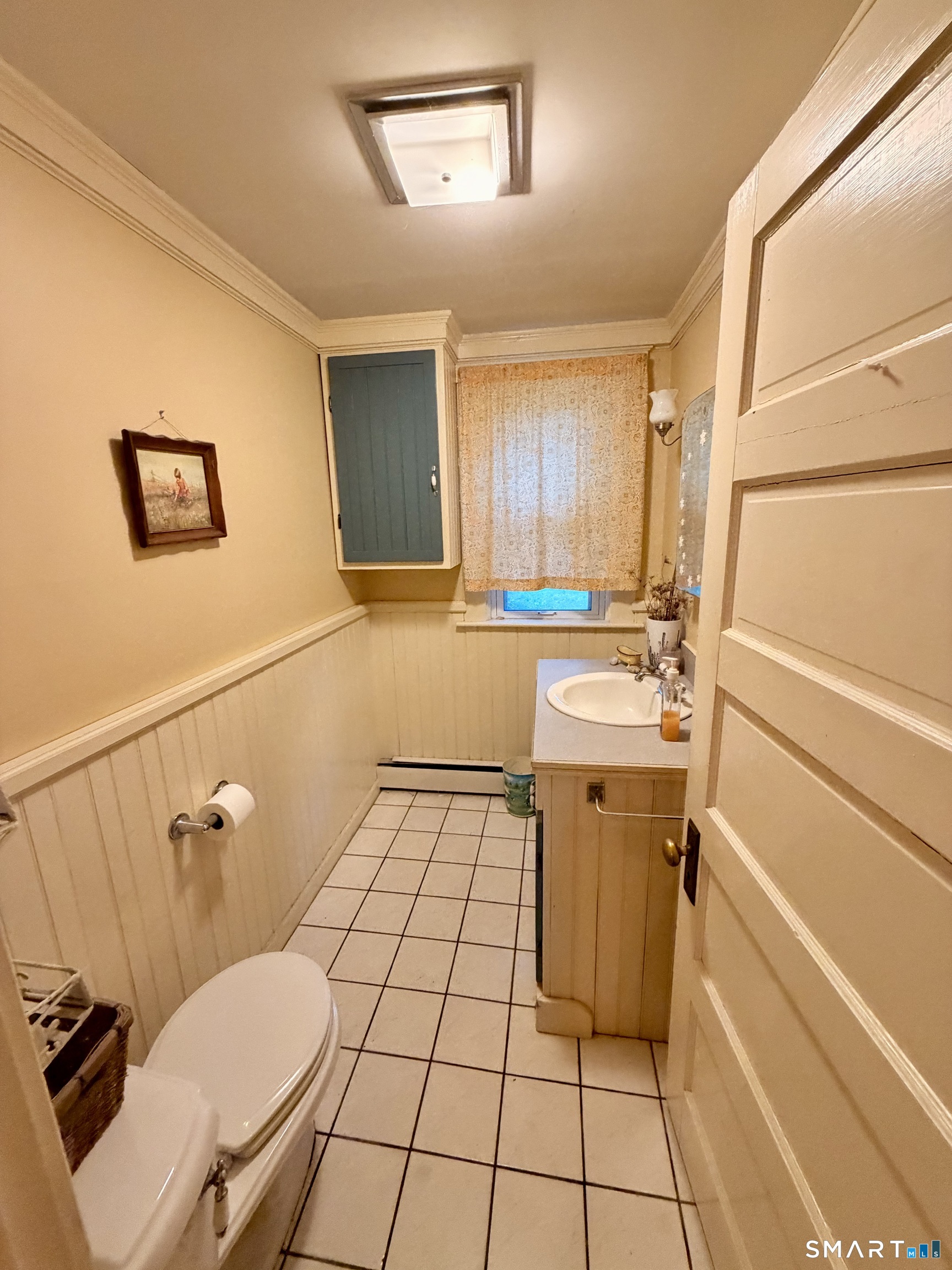 593 Pomfret Street Putnam CT 06260
