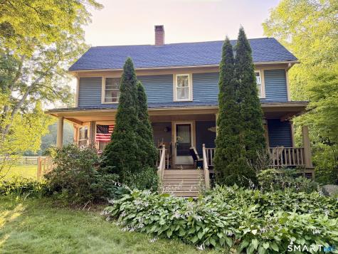 593 Pomfret Street Putnam CT 06260
