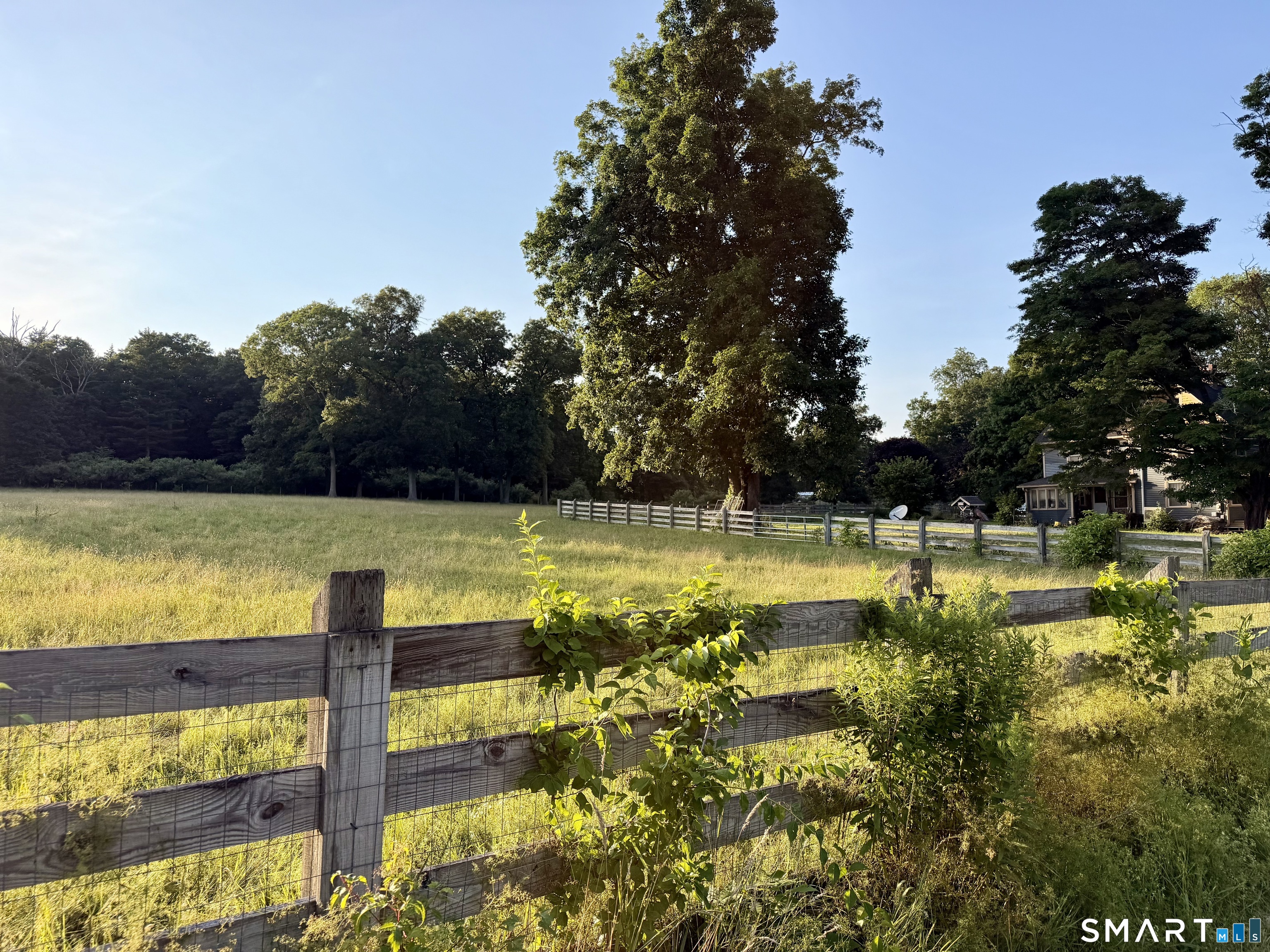 593 Pomfret Street Putnam CT 06260