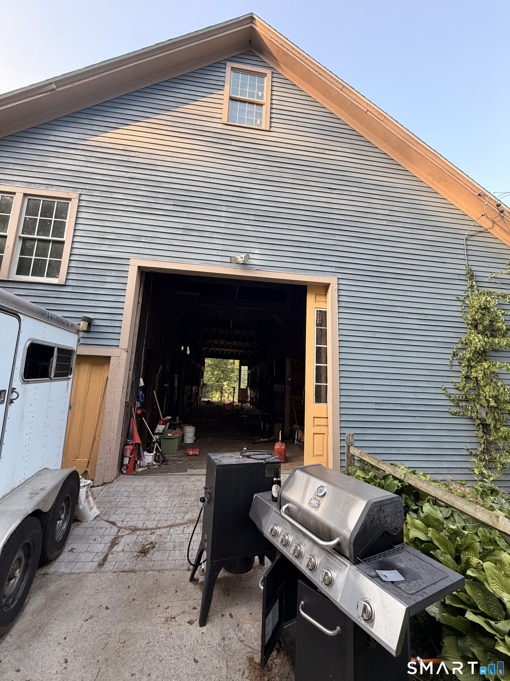 593 Pomfret Street Putnam CT 06260