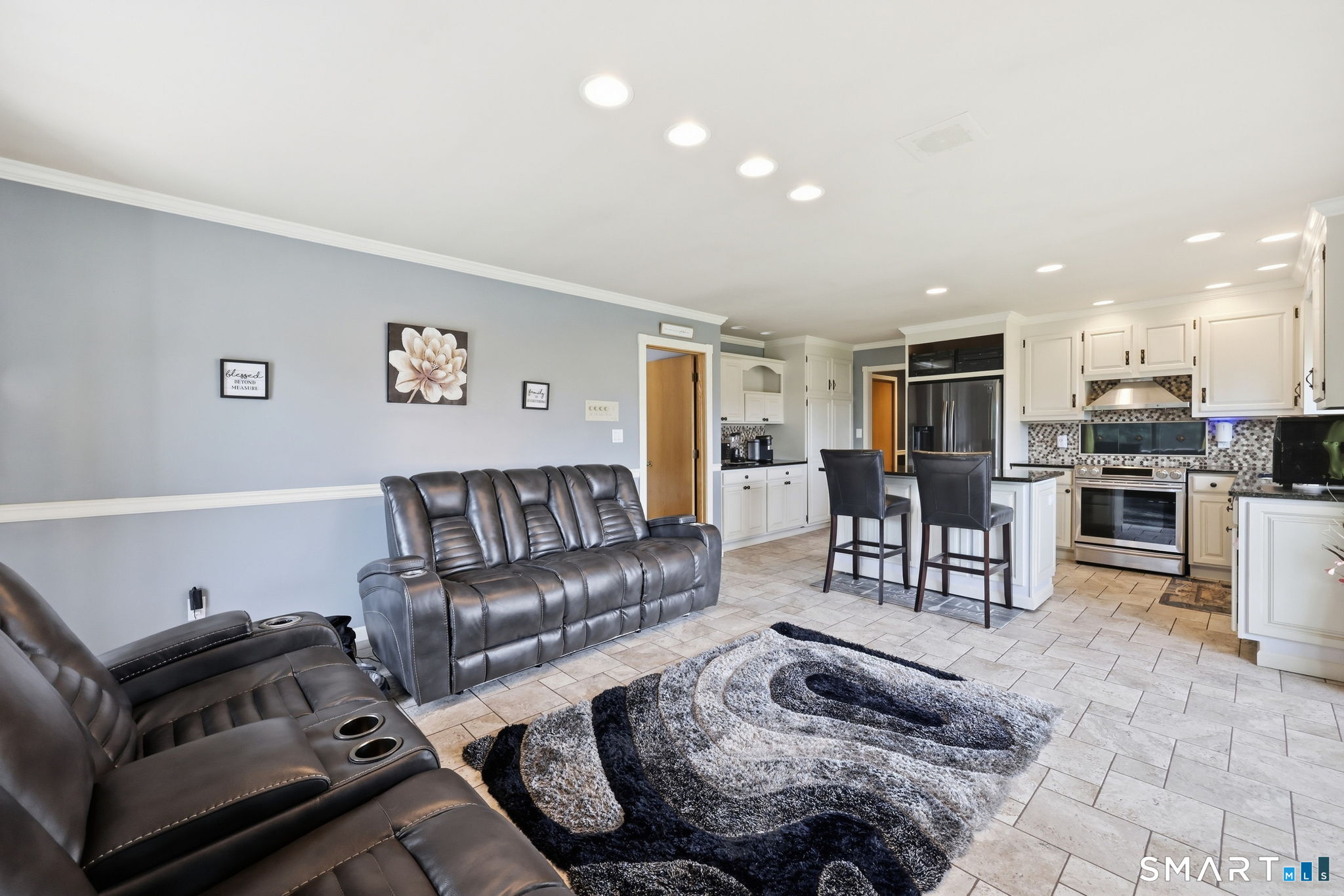 20 Knob Hill Lane Bristol CT 06010