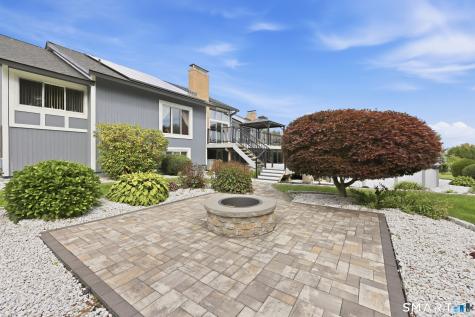 20 Knob Hill Lane Bristol CT 06010