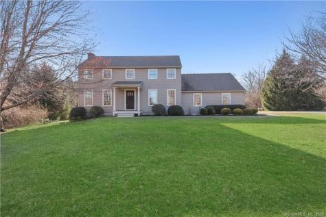 12 Broadview Lane New Milford CT 06776