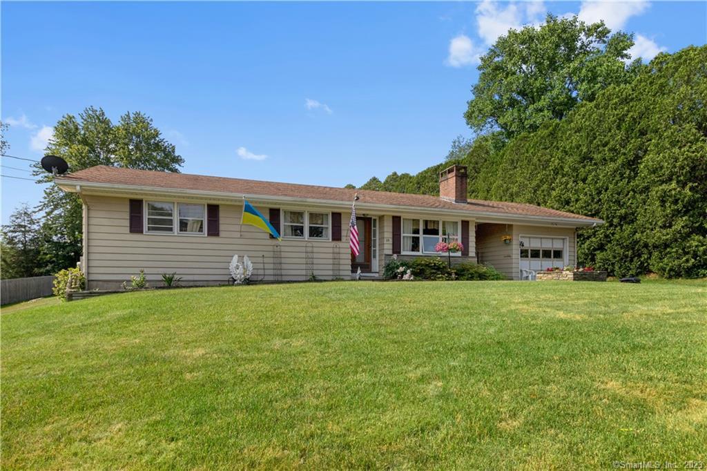 18 Glenwood Avenue Norwich CT 06360