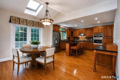 16 Hendrickson Lane Farmington CT 06085