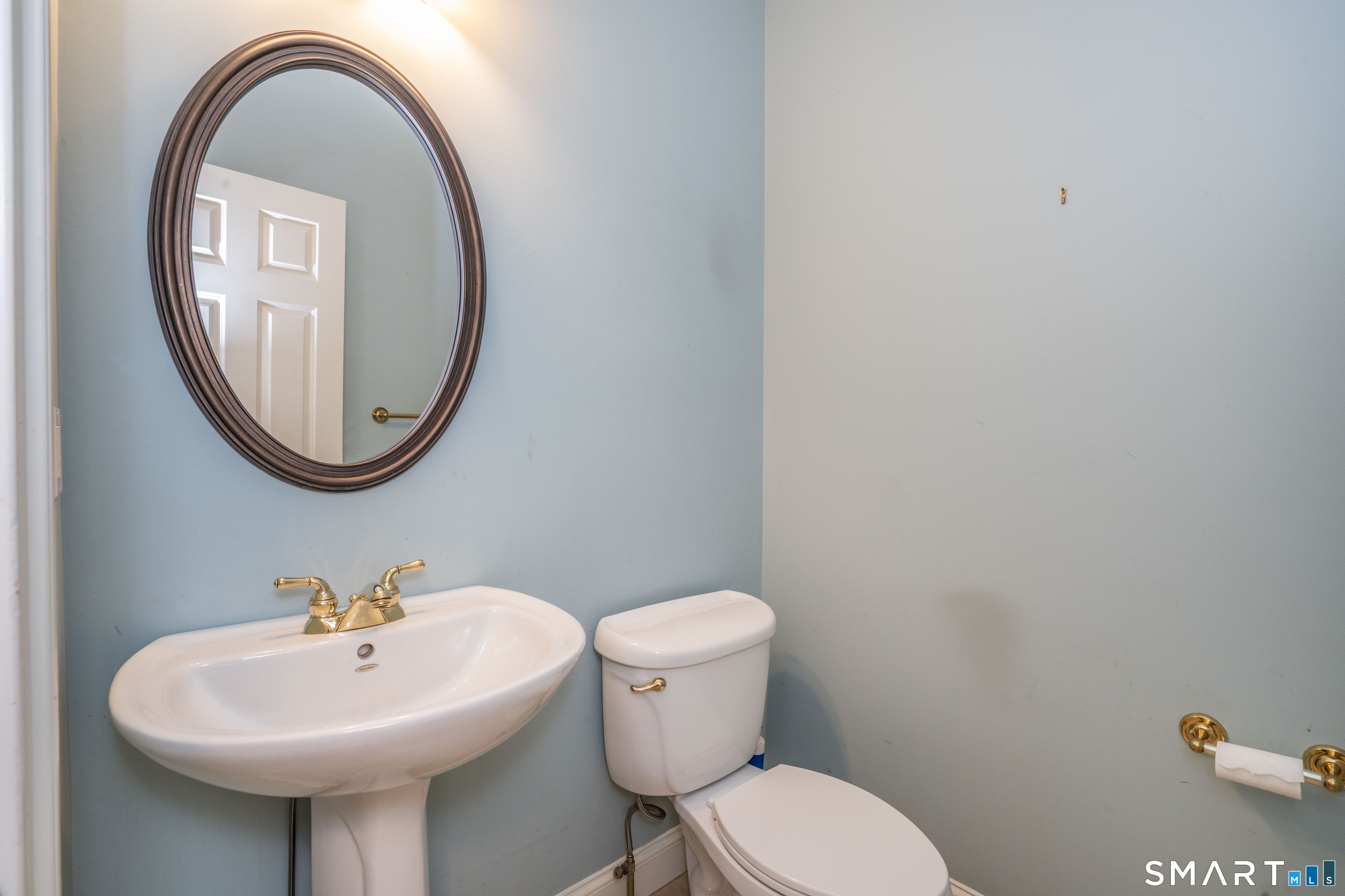 16 Hendrickson Lane Farmington CT 06085