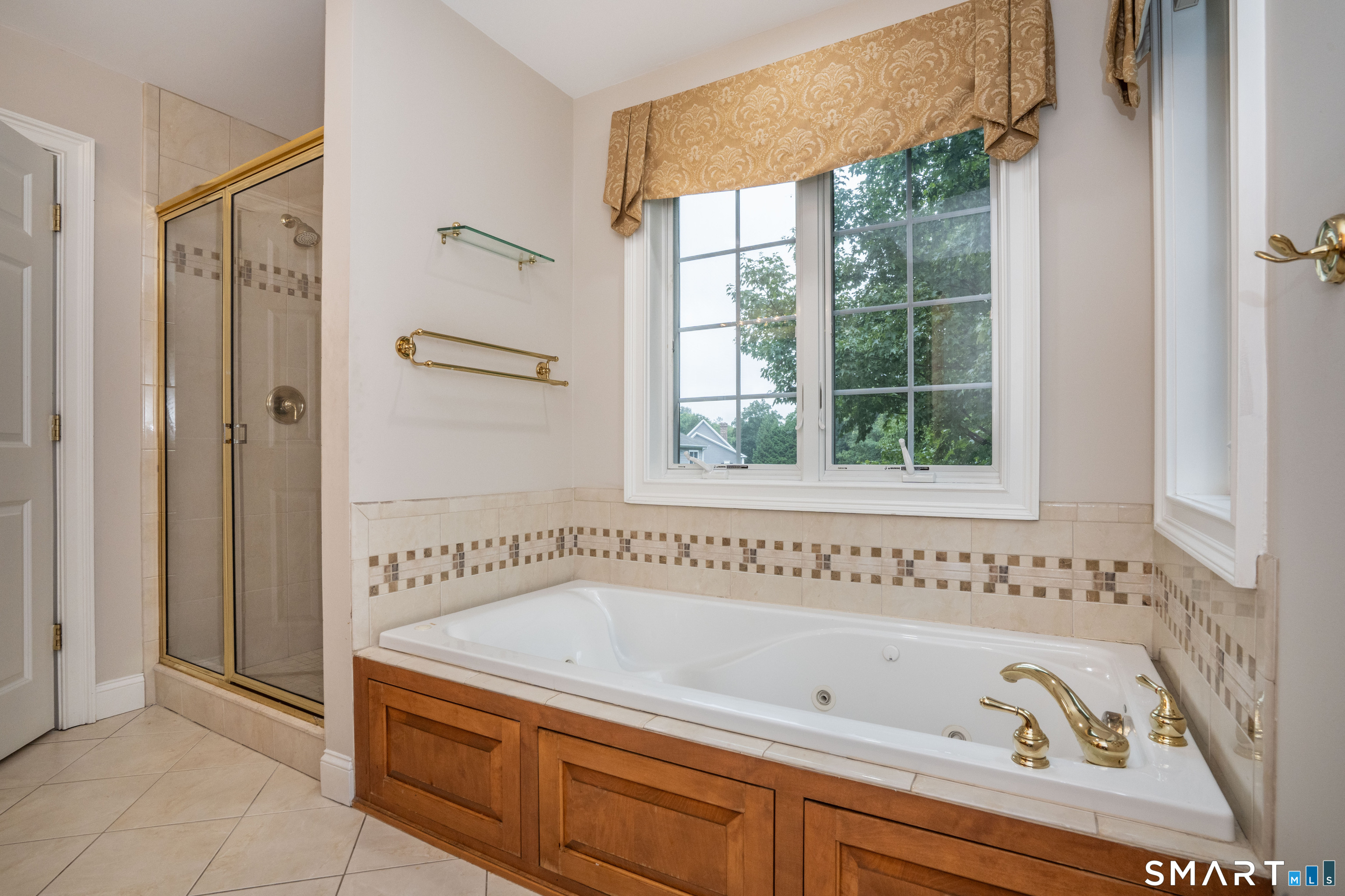 16 Hendrickson Lane Farmington CT 06085