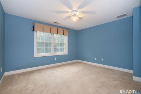 16 Hendrickson Lane Farmington CT 06085