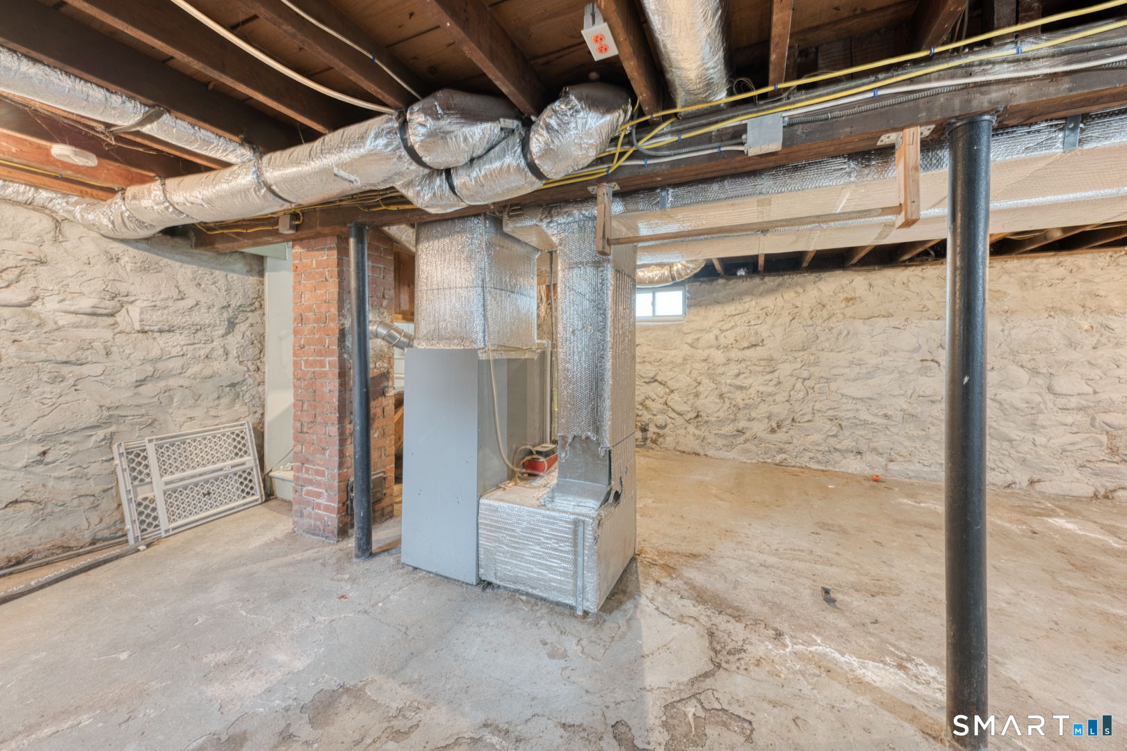 24 Fanway Avenue Bristol CT 06010