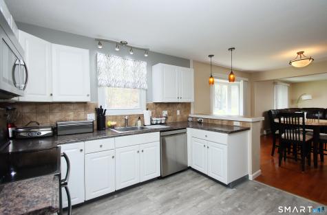 494 Tunnel Road Vernon CT 06066