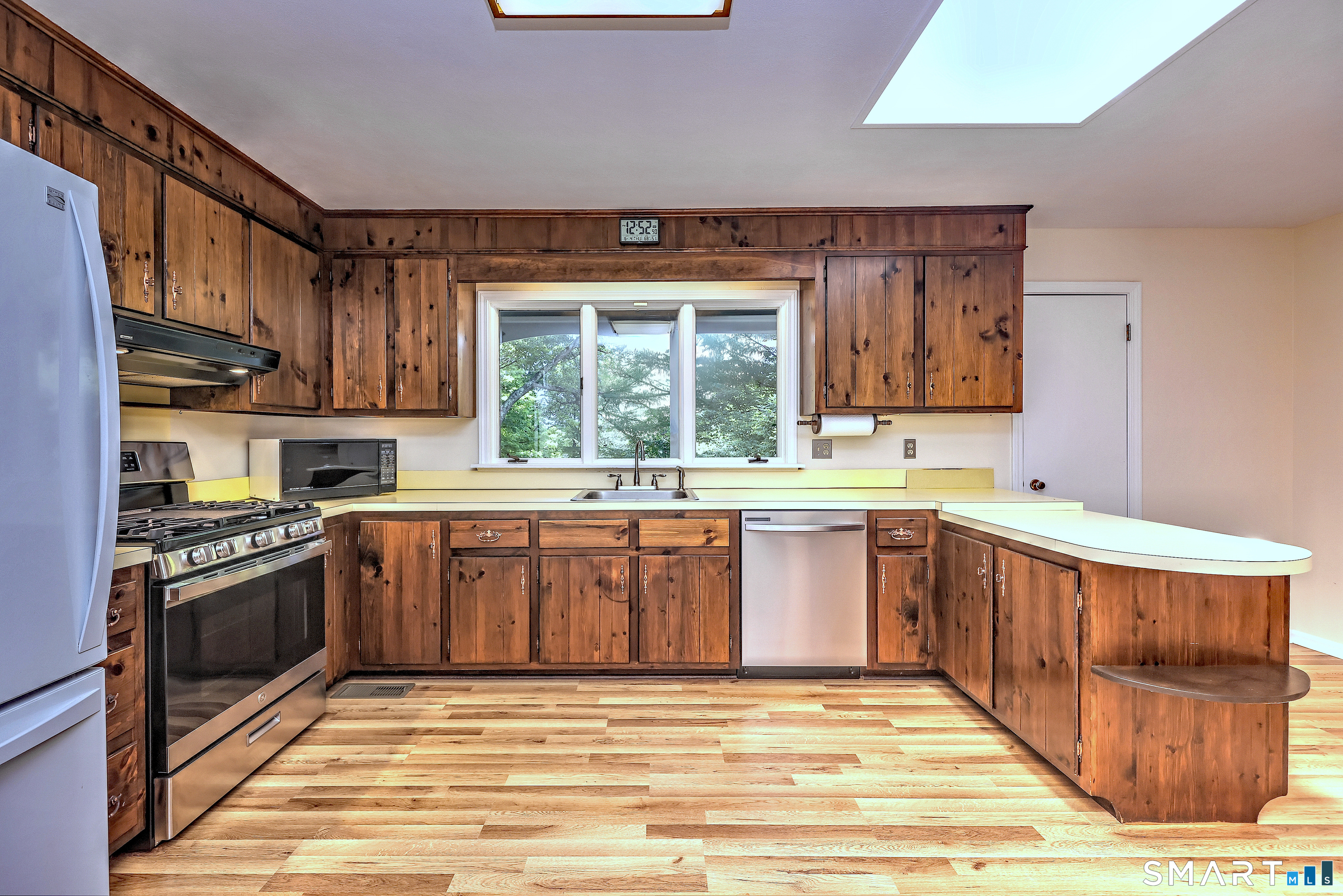 12 Walker Road Woodbury CT 06798