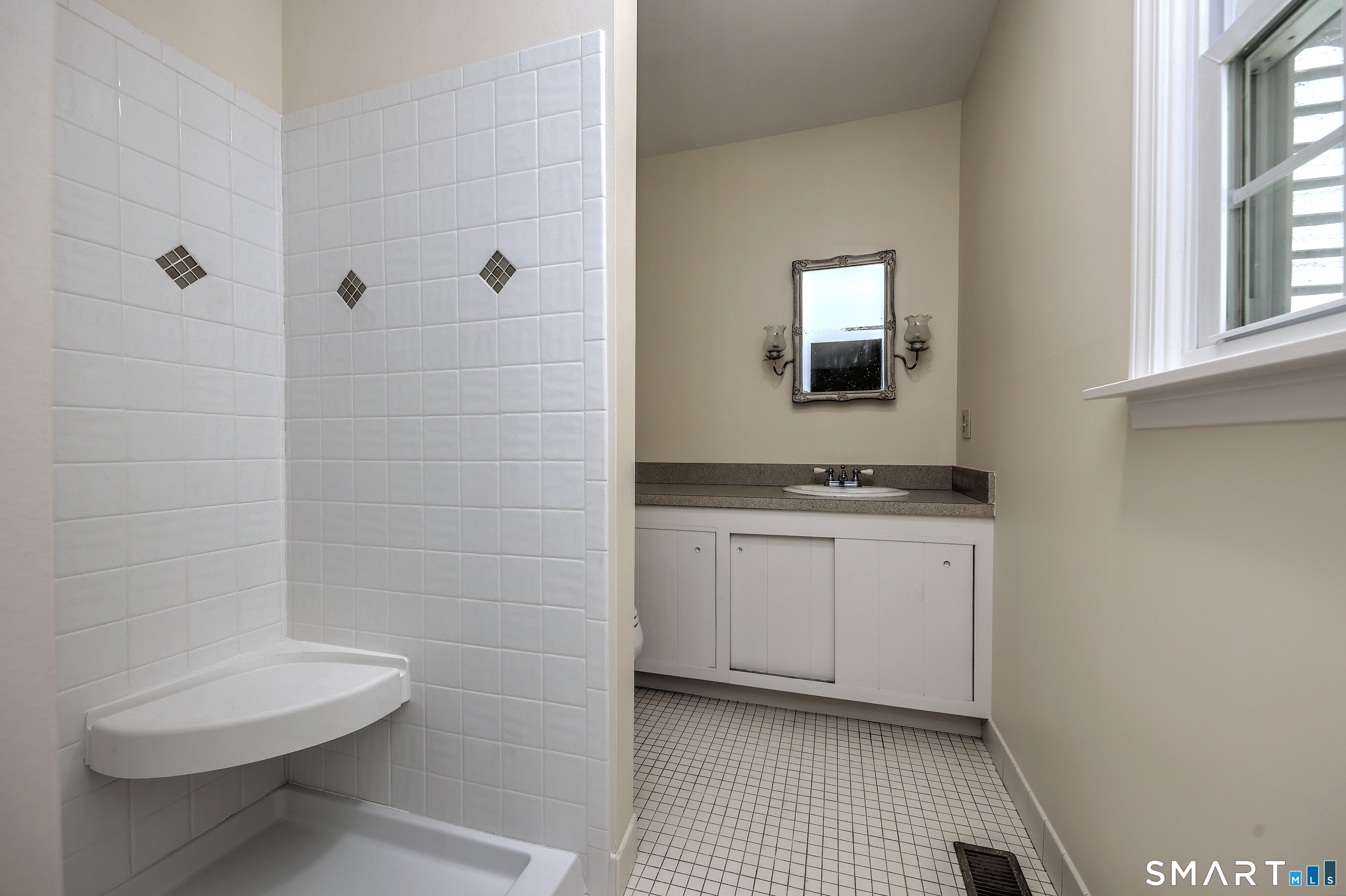 12 Walker Road Woodbury CT 06798