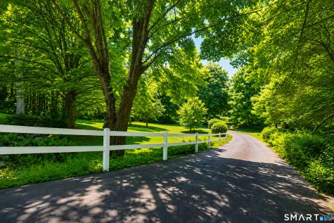 12 Walker Road Woodbury CT 06798