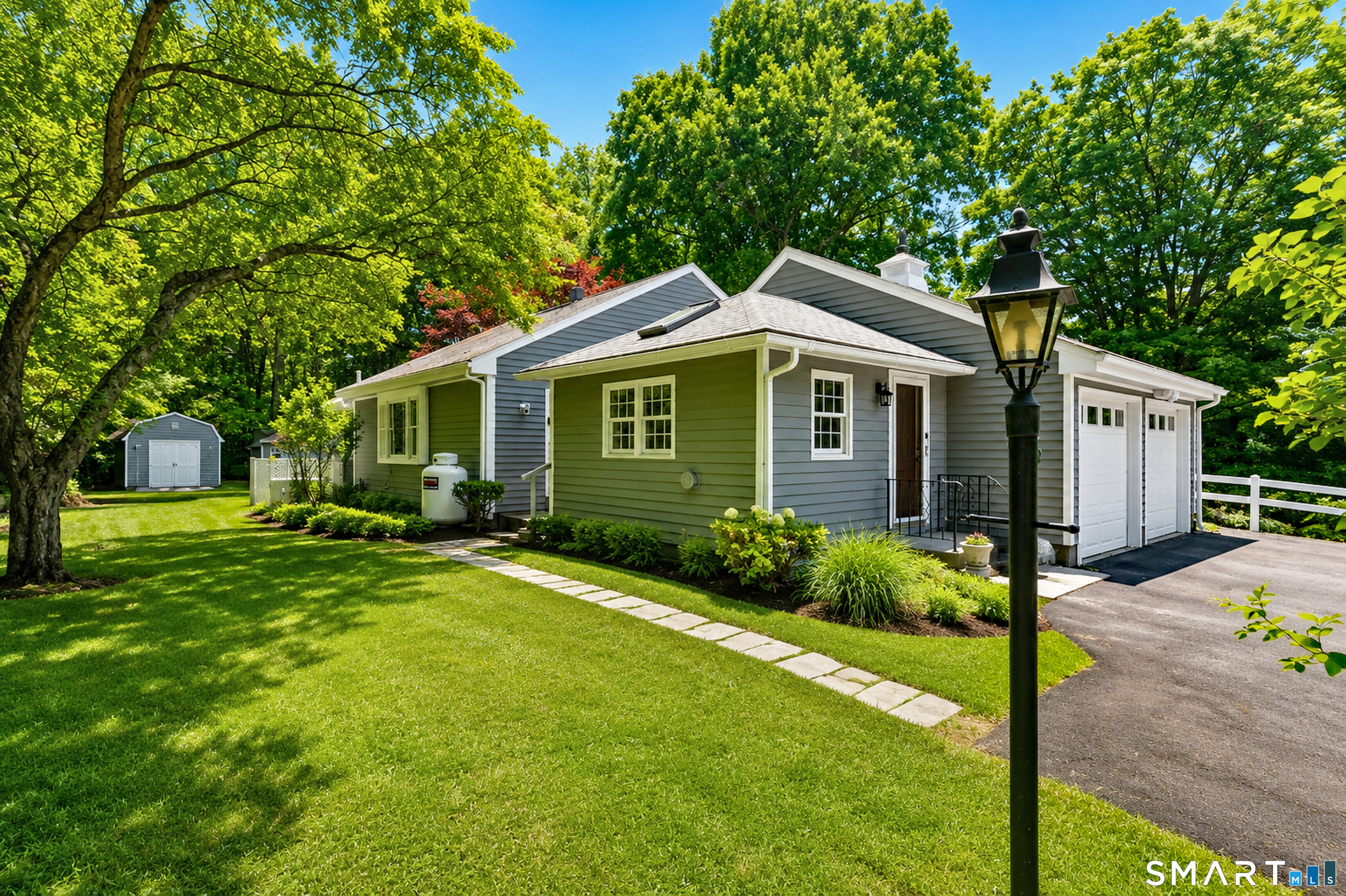 12 Walker Road Woodbury CT 06798