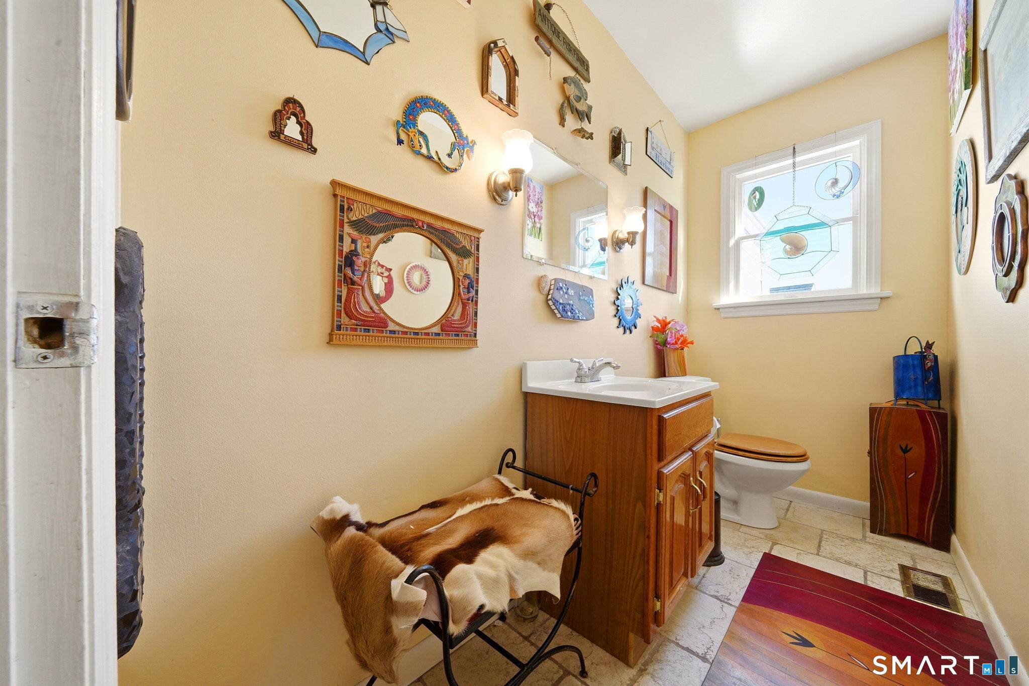35 Holcomb Avenue Stamford CT 06906
