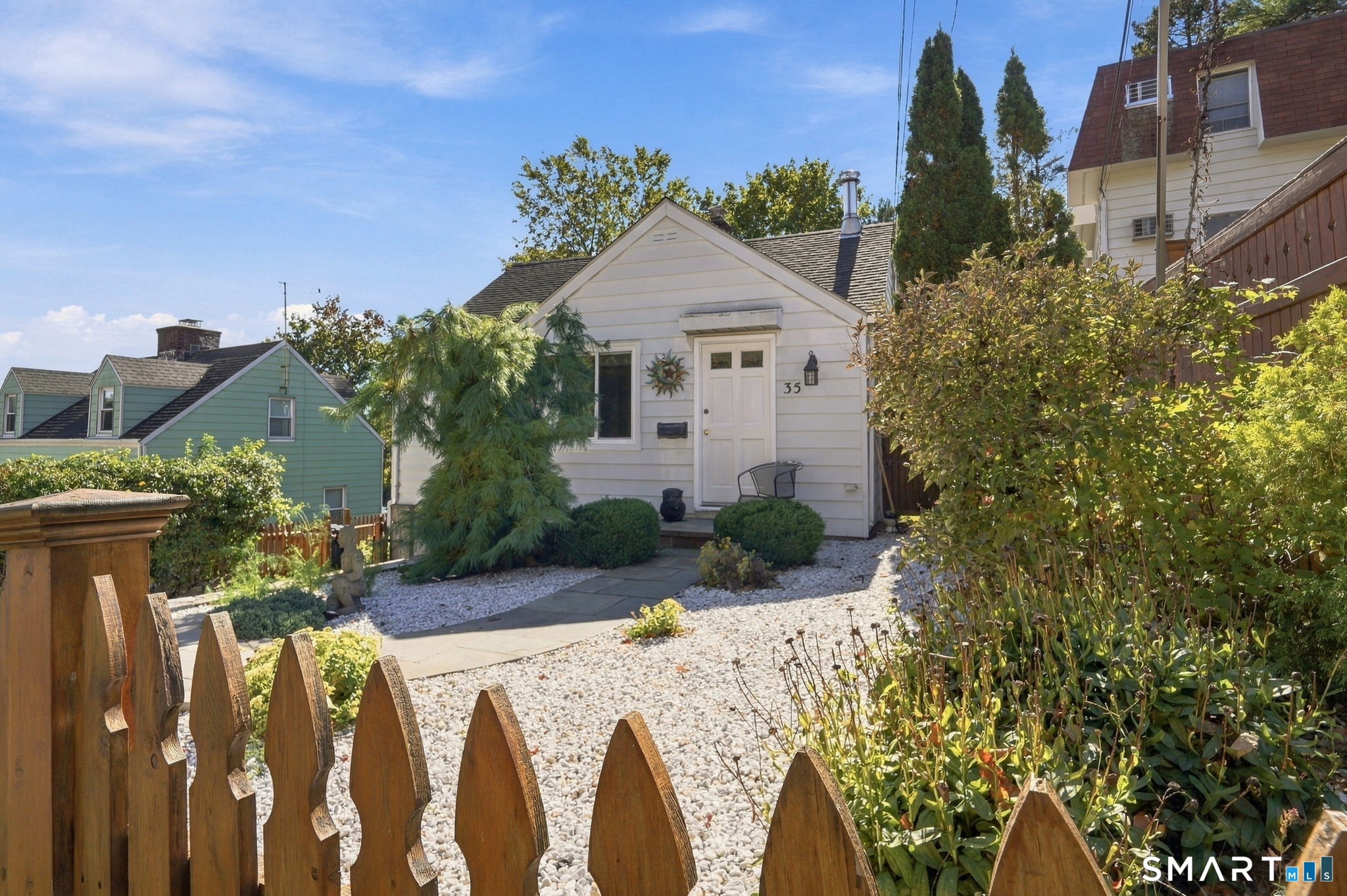 35 Holcomb Avenue Stamford CT 06906
