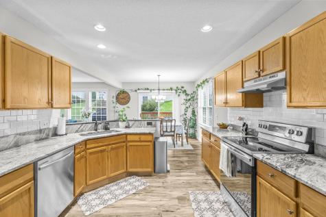 29 Primrose Lane Suffield CT 06078