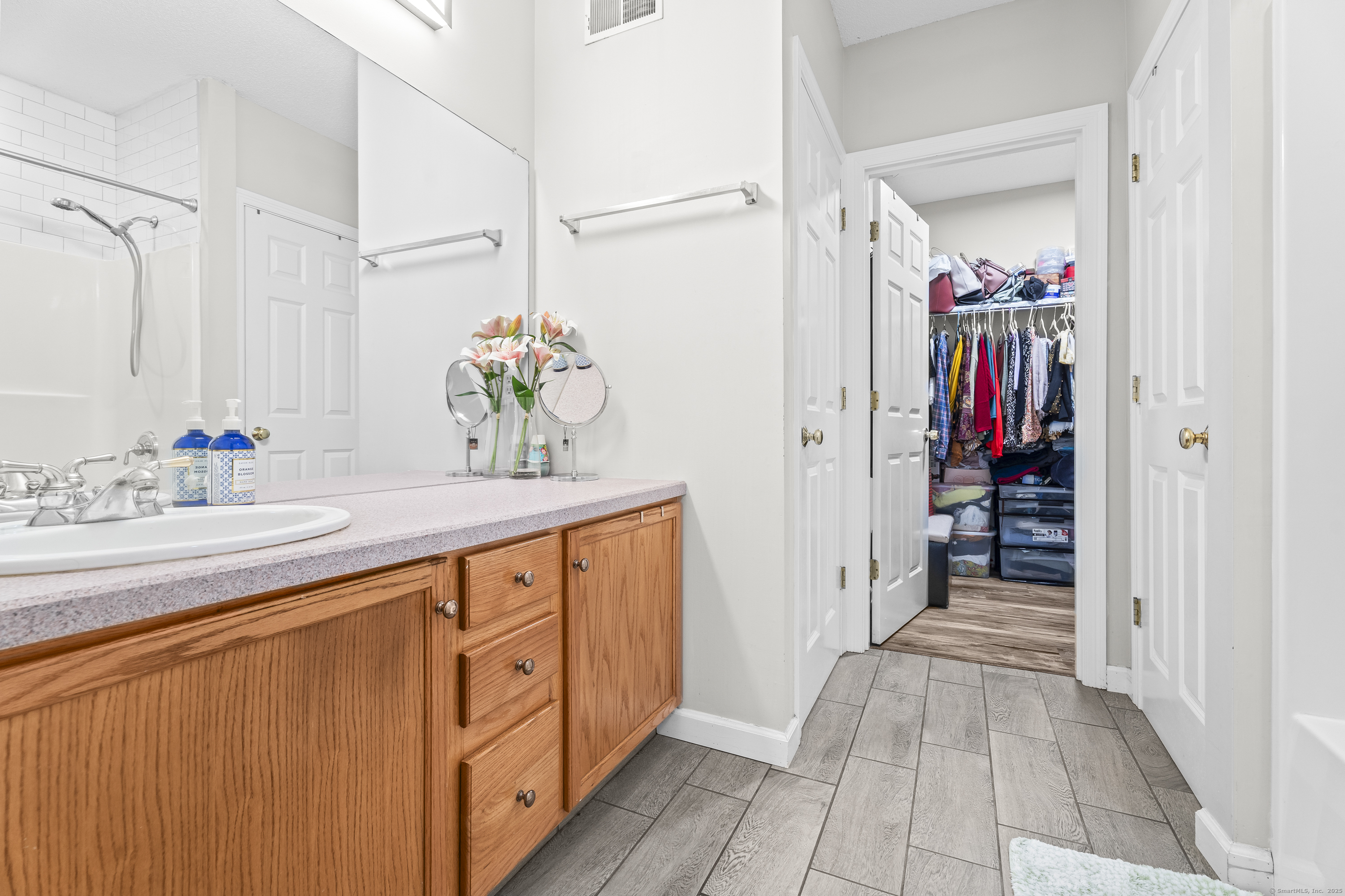 29 Primrose Lane Suffield CT 06078