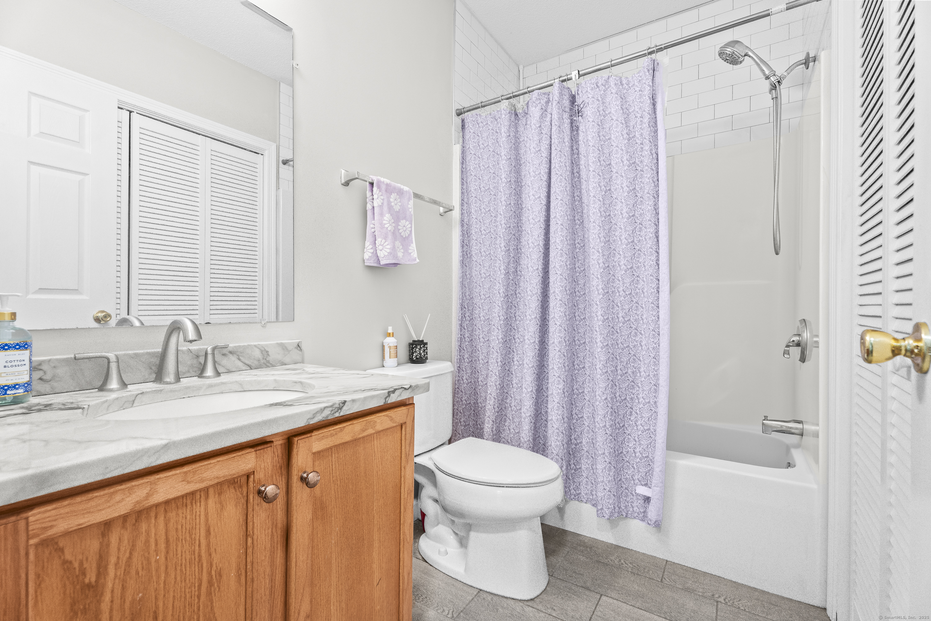 29 Primrose Lane Suffield CT 06078